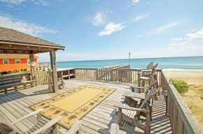 Semi-Oceanfront- Private Oceanfront Gazebo, 5 Bedrooms, Hot Tub & Ocean Views